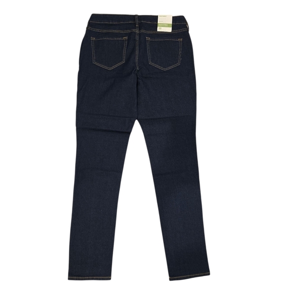 NWT. OLD NAVY MID-RISE SUPER SKINNY REGULAR. SIZE 10. DARK WASH. - Picture 2 of 10